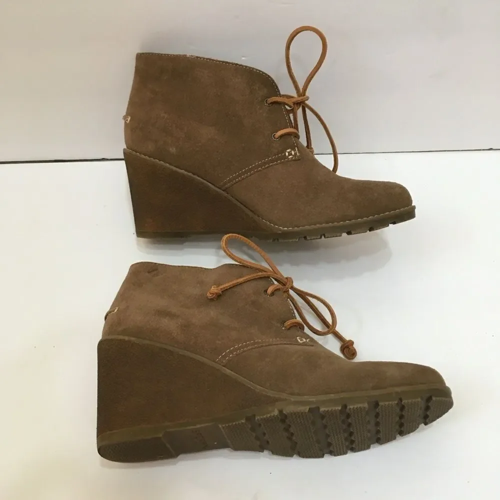 EXCELLENT CONDITION SPERRY‎ BROWN SUEDE WEDGE BOOTIES